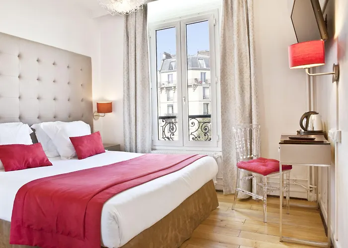 Hôtel Eiffel Segur