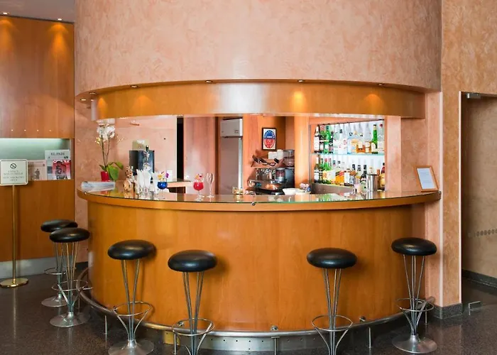 Hotel Opera Cadet